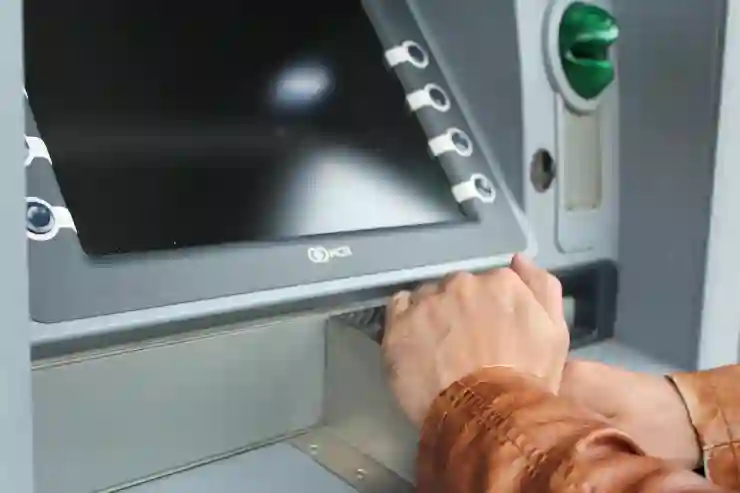 카카오페이 ATM 수수료 없이 무료 출금하는 꿀팁 알아보기