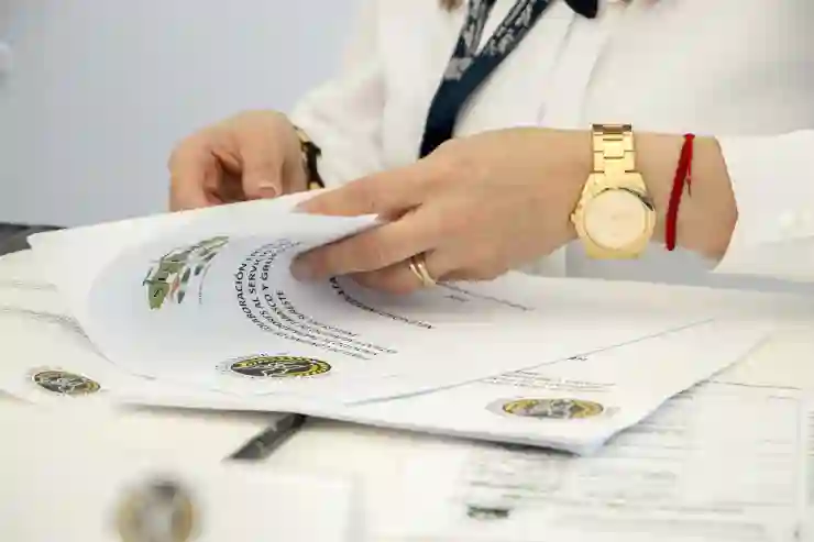 전자계약서 필요할 때 스마일싸인 통해 근로계약서작성 손쉽게 해결하기