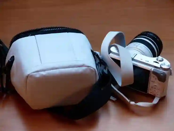 삼성 미러리스 카메라 NX2000과 NX300의 매력적인 특징 탐험하기